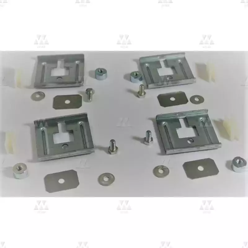 1011631A01 | KIT DE 4 PATINS AE